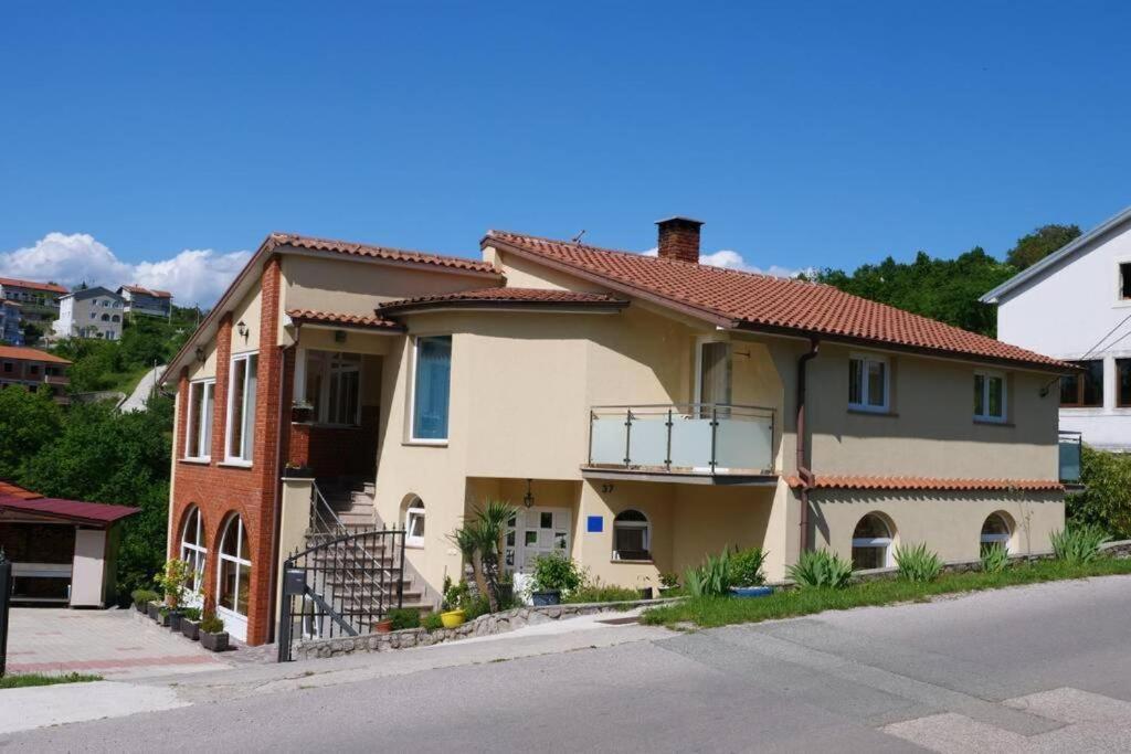 Apartman Carsko Rijeka Ngoại thất bức ảnh